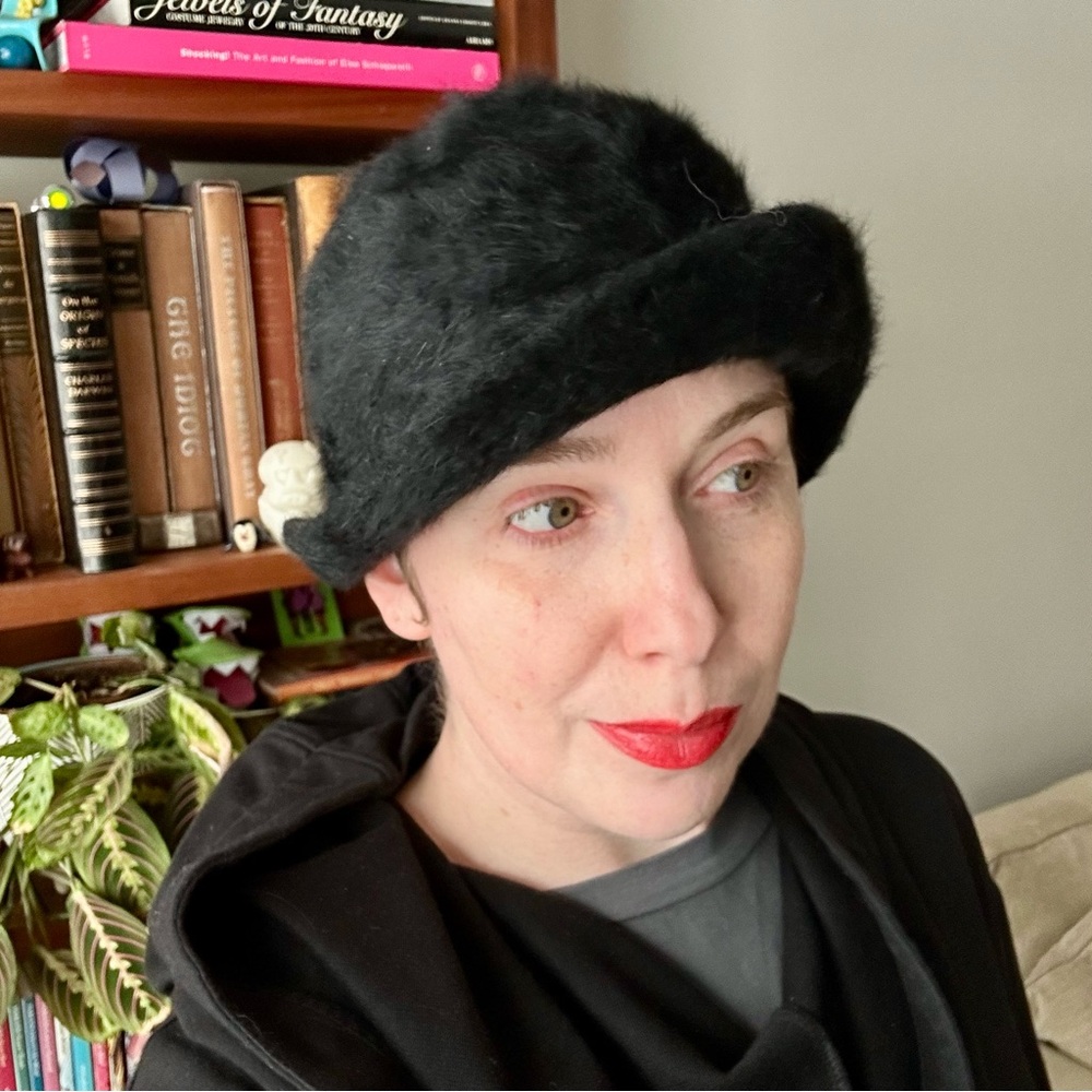 Vintage Kangol Black Women's Asymmetrical Cloche Style Hat